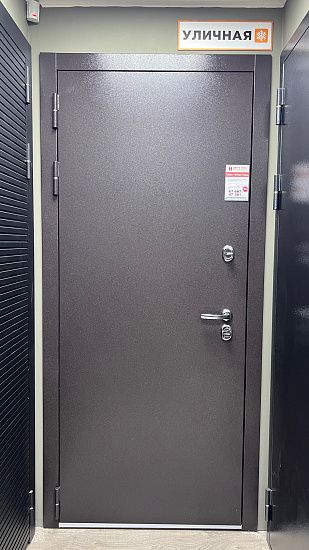 Входная дверь  